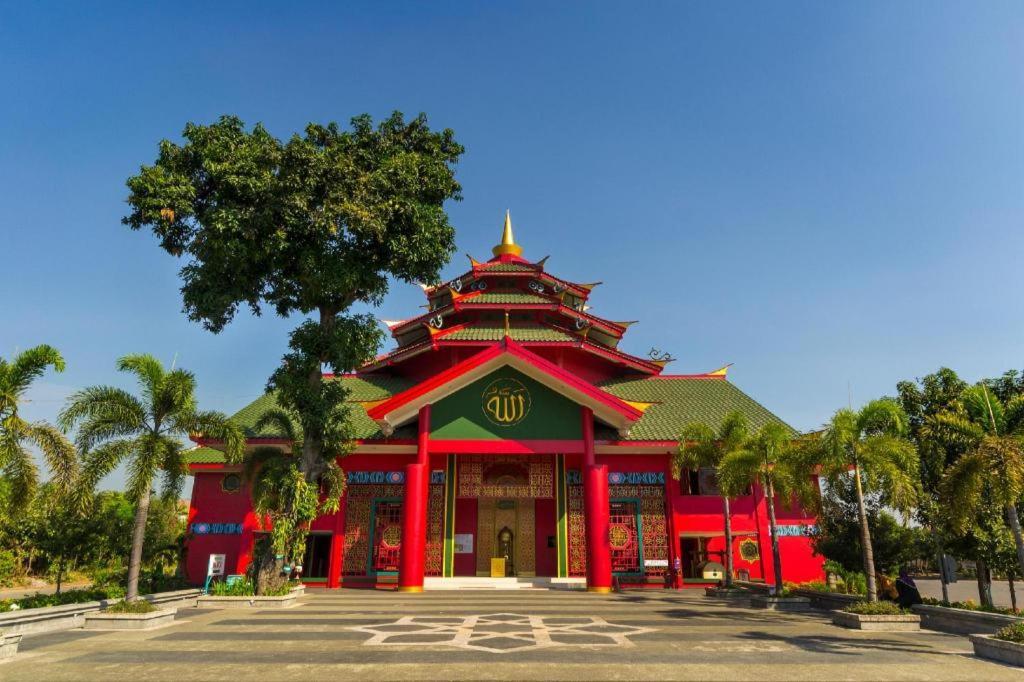 Graha Teras Syariah Otel Surabaya Dış mekan fotoğraf